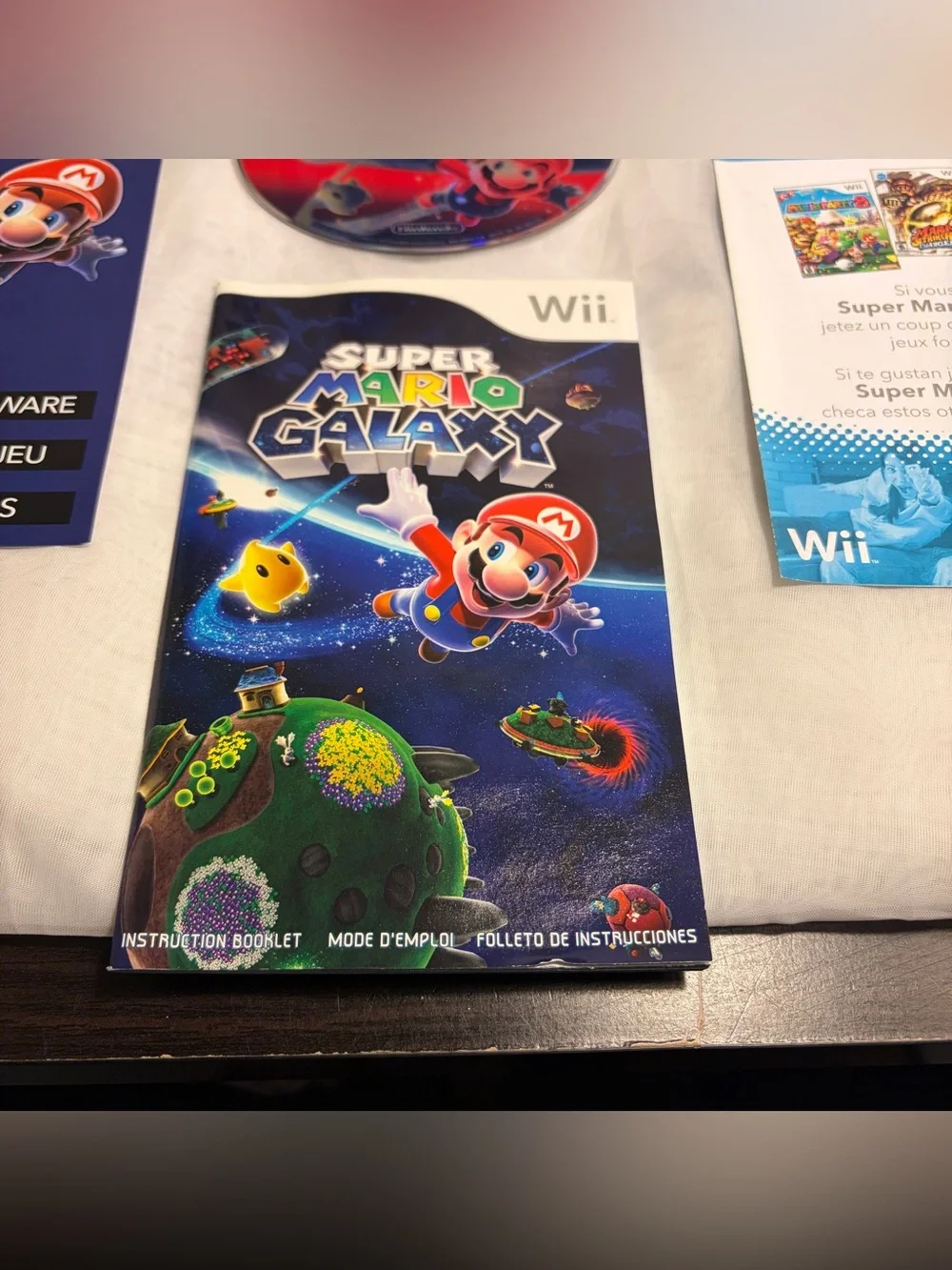 Nintendo Super Mario Galaxy Wii Complete w/ Manual NTSC-U/C 2007 Tested & Works